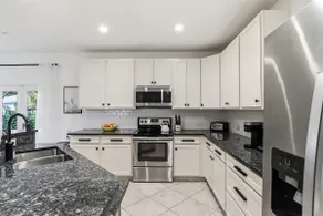 Paradise Breezes & Cottage House, Delray Beach - Image 4