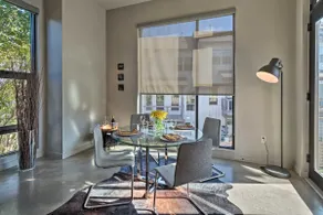 Urban Escape in SoLA w/ Private Patio! - Image 5
