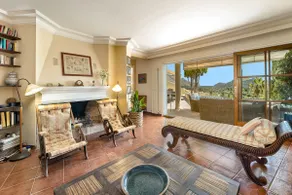 Townhouse with pool and mountain views, just 5 min - Image 5