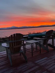 Waterfront Shalom Cabin in Sandy Point - Image 3