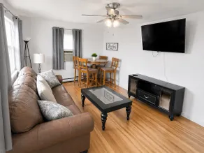 Spacious Duplex that is pet friendly - Image 3