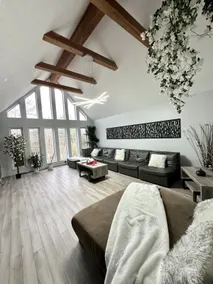 PRIVATE OUTDOOR HEATED POOL, The Running Eagle spacious home, Game Room&Hot Tub - Image 4