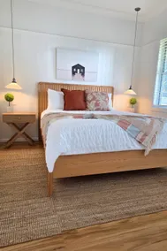 The Shorebird - Hamptons Style Waterfront Home - Image 4