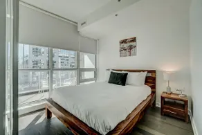 Luxury 2BR Downtown Ottawa | Balcony & Views - Image 5