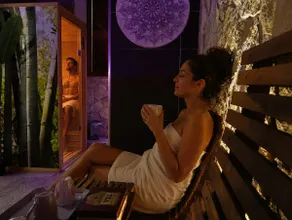 Exclusive Suite with Jacuzzi, Sauna & Turkish Bath - Image 2