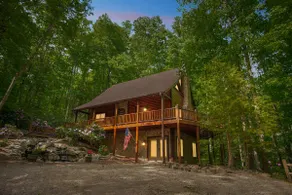 Iron Mountain Lodge - Beautiful Cabin With Forest & Mountain Views! - Image 5