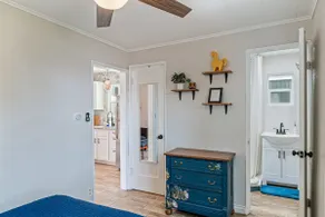 Cozy Casita with Private Courtyard -5 Mins to UofA - Image 5