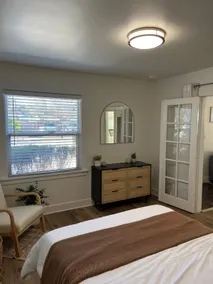 Cozy Twin Lakes home - 5 minute walk to beach - Image 5