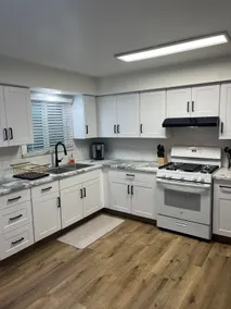 Cozy Twin Lakes home - 5 minute walk to beach - Image 2