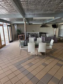Marnie's House on Hebbard - Image 5