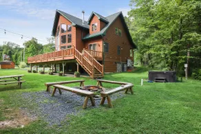 POCONO CREEK LODGE - Image 2