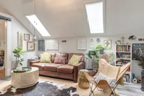 Bird’s View Loft of Historic Haymount - Image 2