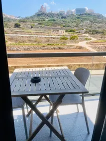 Mellieha 3bedrm flat 5min to beach & country views - Image 2