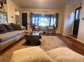 \"Kensington Quarters -your own boutique retreat\" - Image 3