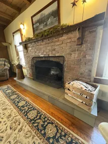 Farmhouse Retreat close to Elk Mtn. Ski Resort - Image 5