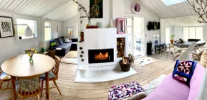 Cozy summer cottage on large natural plot - Image 3