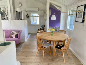 Cozy summer cottage on large natural plot - Image 5