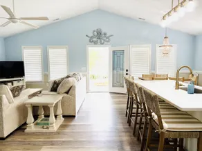 Feelin’ Kure’d | Steps to Beach | Pet Friendly - Image 2