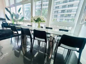 2BR Miami | Beautiful Bayfront Park Boutique Loft - Image 2