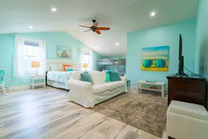PrivateWhiteSandyBeach, King Bed, Hot Tub, FirePit - Image 3
