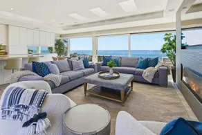 Sea Glass La Jolla | 3BR Oceanfront Retreat - Image 2