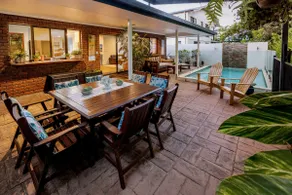 Absolute Beach Front Home -Dogs, Surf, Relax, Bush - Image 3