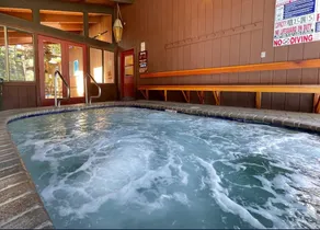 2BR/2BA End Unit, Wlk to Village, Pool/Spa/GameRm - Image 2