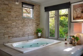 The Acorn -open fire,spa bath,dog friendly - Image 2