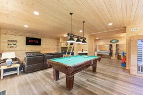Perfect Family Cabin by River w Pool Table/Firepit - Image 4