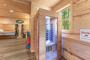 Perfect Family Cabin by River w Pool Table/Firepit - Image 5