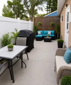 Cozy and Private Studio Near Downtown & Beaches - Image 2