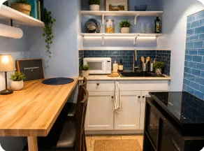 Cozy and Private Studio Near Downtown & Beaches - Image 4