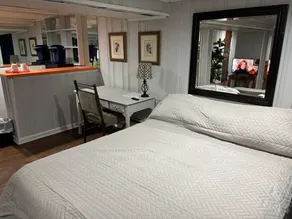 Gorgeous Nest - Image 3