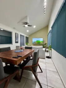 AR Suites 1: Downtown - Image 3
