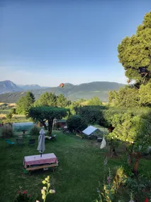 Le Presbytère cottage with stunning views of the lake - Image 2