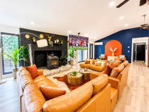 4500sf Grand Pond Villa| Hottub Sauna Theater Pool - Image 5