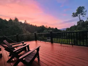 Luxury White Mountain Adventure Cabin & Sauna - Image 3