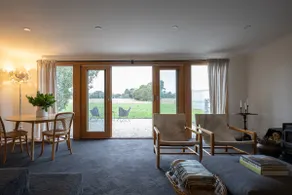 Stylish cottage on historic property near Kyneton - Image 5