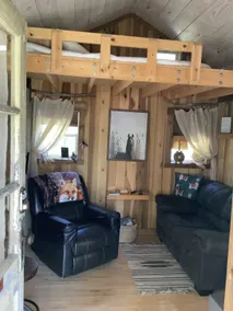 The Cozy Carter Cabin - Image 2