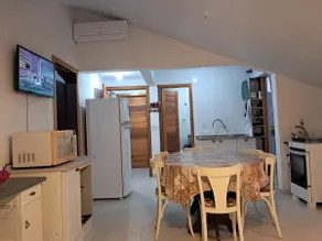 APT 5, master bedroom, 2 ACs, kit + en-suite bathroom, balcony/grill, 180 sq. m, beach - Image 3