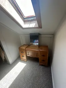 Cute/safe 1 bedroom attic apartment in the trees - Image 3