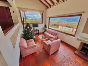 Beautiful rustic cabin overlooking the lagoon - Image 5