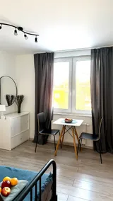Cozy Lavender Studio - Image 4