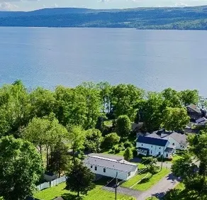 Wildflower Cottage: Lake Access & Master Suite! - Image 3