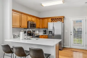 2 Private En Suites ~ Very Clean ~ Fast WIFI - Image 4