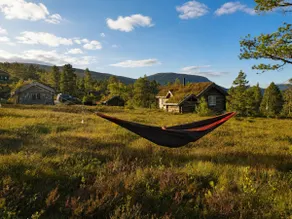 Traditional Mountain Cabin by Trolltind - Image 2