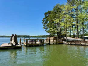 Family Fun! Dock-Beach-Firepit-Kayaks-Waterslide - Image 2