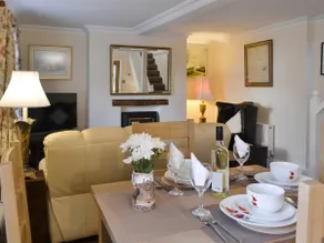 Benny's Cottage - Image 2