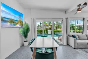 The Palm Leaf home - Image 2