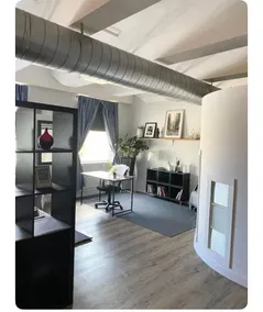 Large chic loft downtown near Rogers Ice District - Image 3